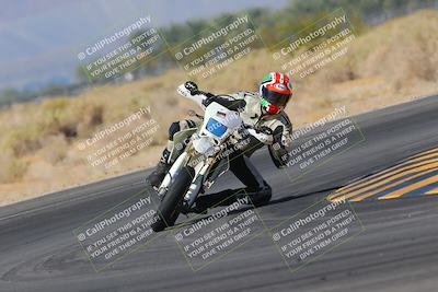 media/Nov-06-2023-Moto Forza (Mon) [[ce023d0744]]/3-Intermediate Group/Session 3 (Turn 16)/